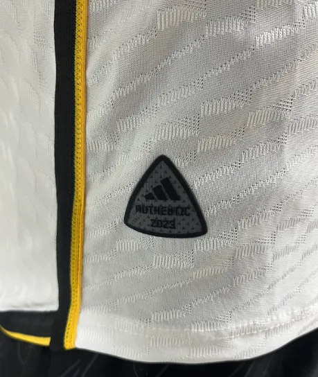 23/24 Real Madrid Home Kit (Player Version)