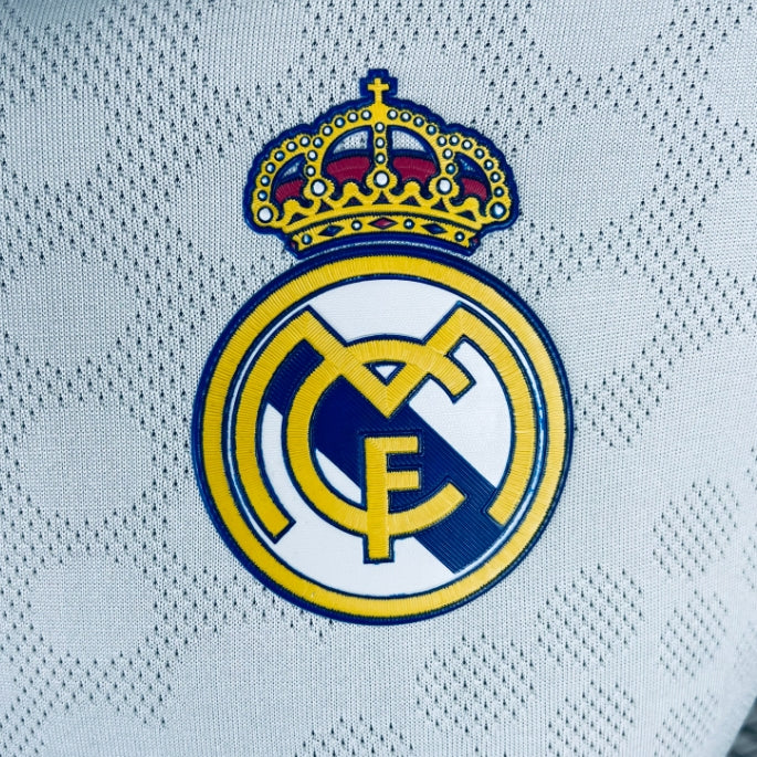 Real Madrid 2025/2026 home shirt (player version)