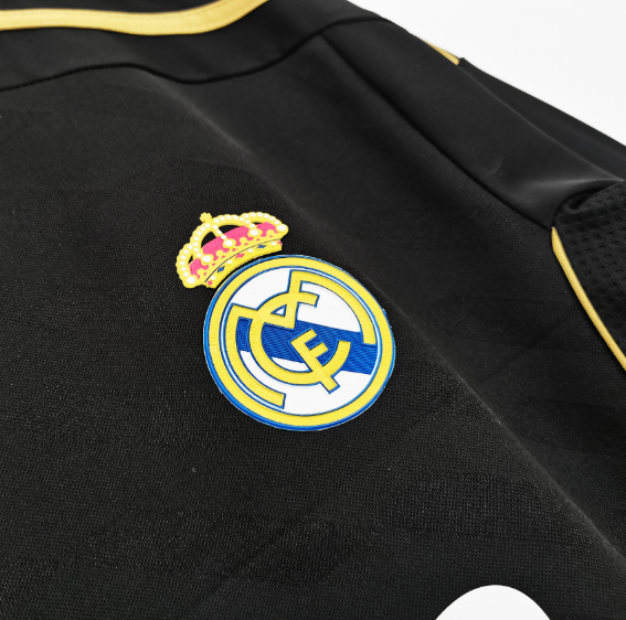 11/12 Real Madrid Away Kit (Long Sleeve)