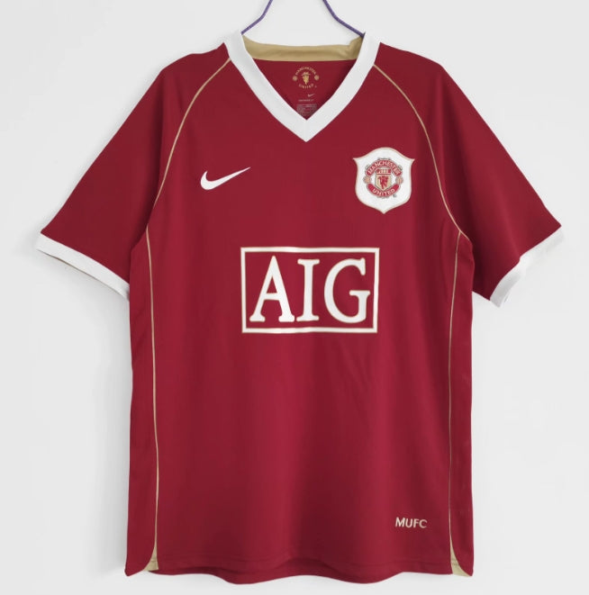 06/07 Manchester United home shirt retro
