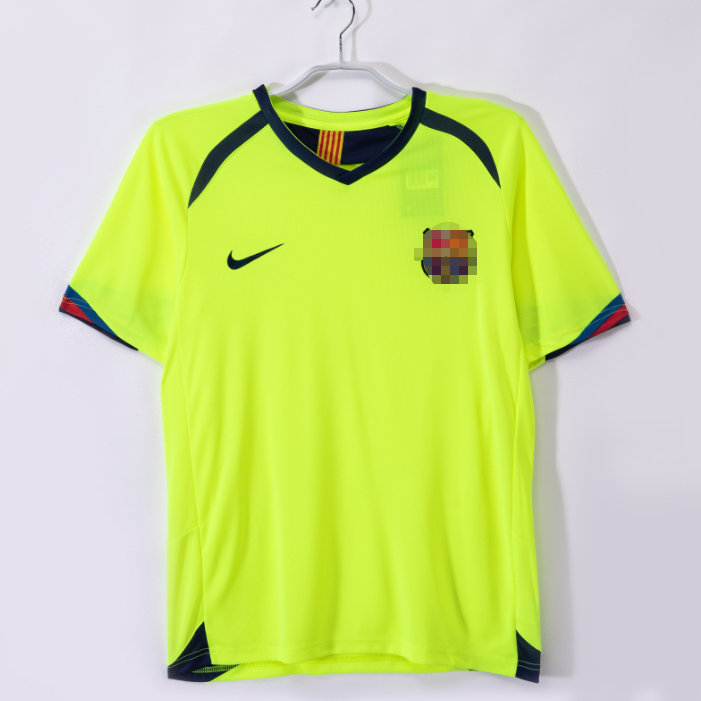 Barcelona 2005/2006 away shirt