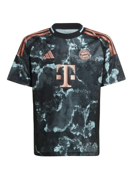 Bayern 2024/2025 away shirt