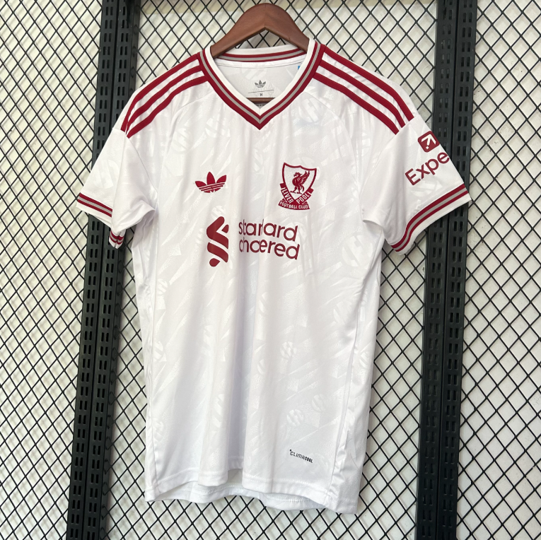 Liverpool 2026/2027 Away shirt