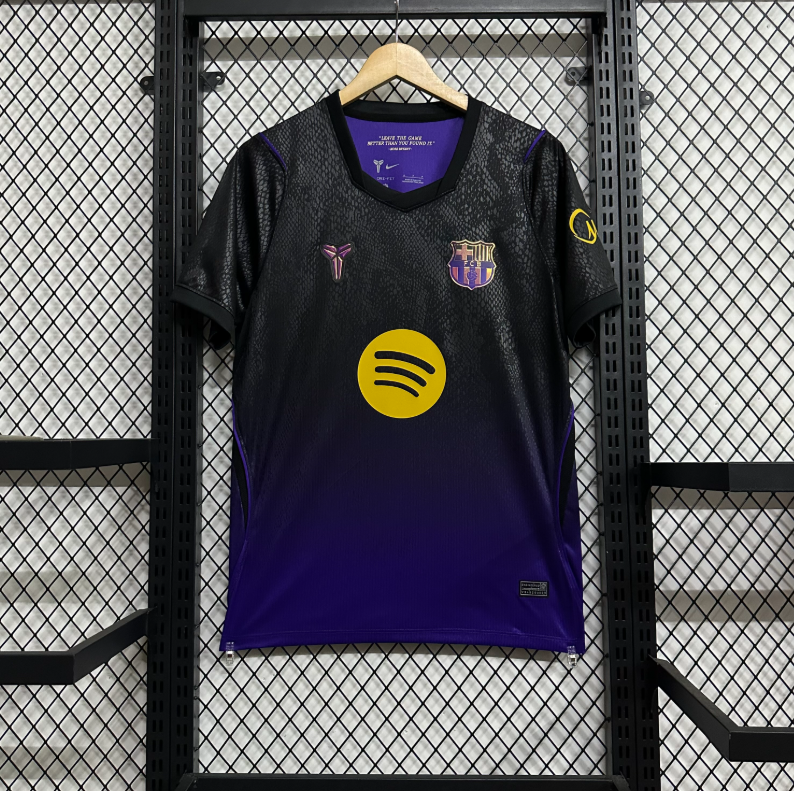 Barcelona 2026/2027 away shirt