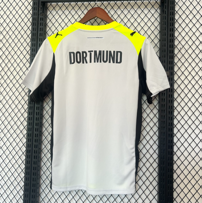 25/26 Borussia Dortmund away Kit