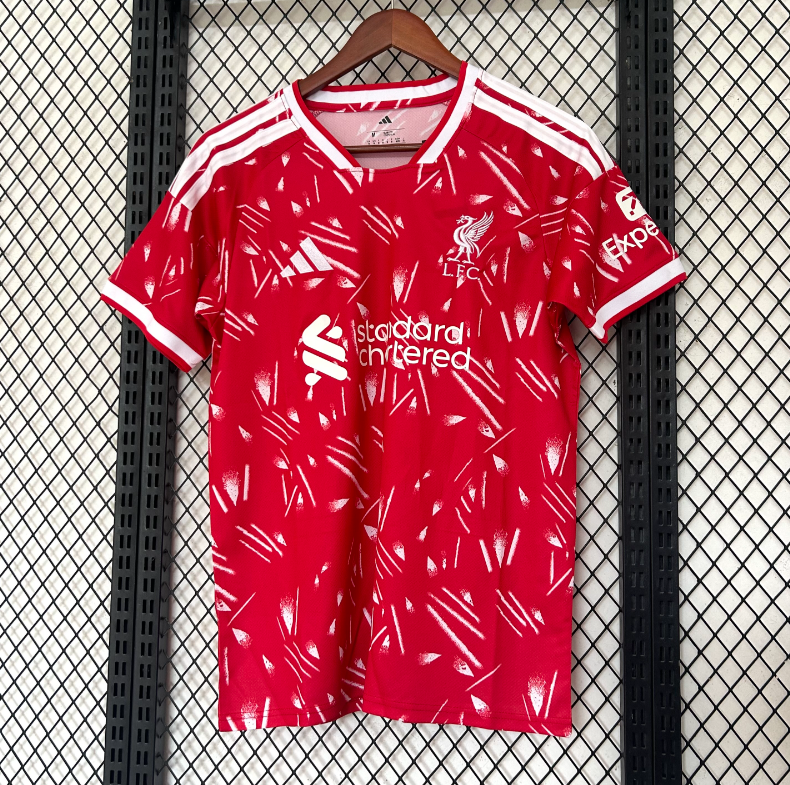 Liverpool 2026/2027 Home shirt