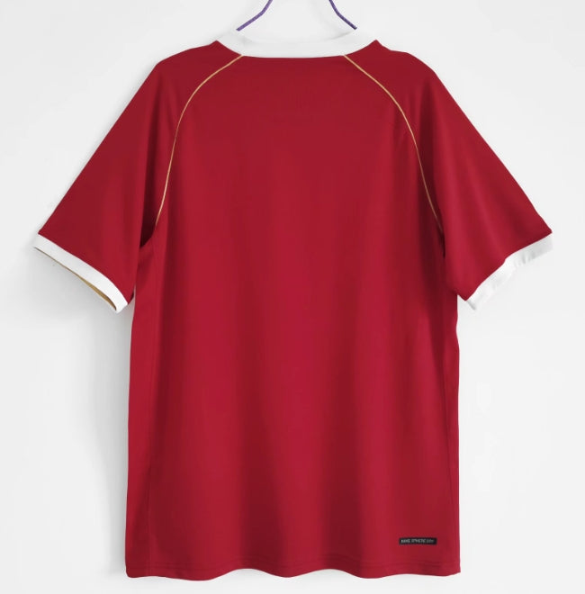 06/07 Manchester United home shirt retro