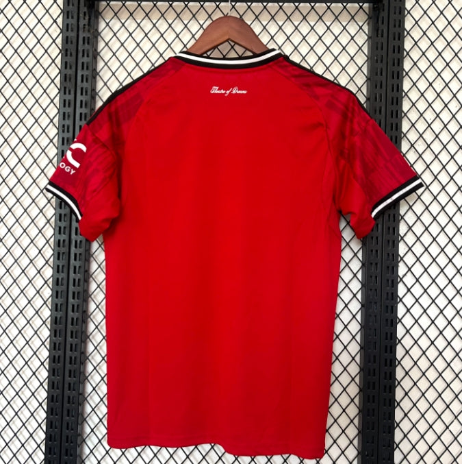 Manchester United 2025/2026 home shirt