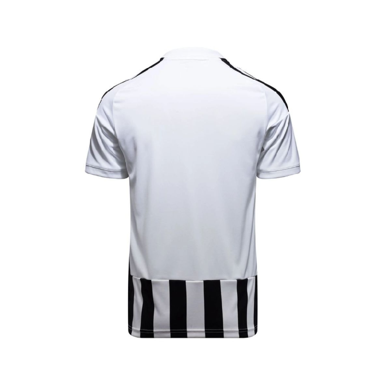 Juventus 2026/2027 home shirt