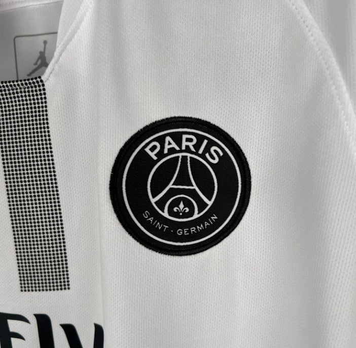 18/19 Paris Saint-Germain Away Kit