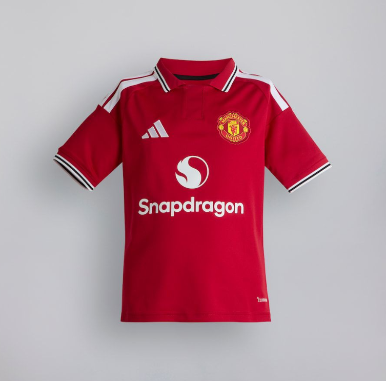 Manchester United 2026/2027 home shirt