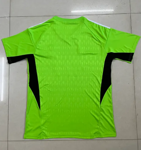 23 24 Real Madrid Goalkeeper Kit BATFAMILYSHOP