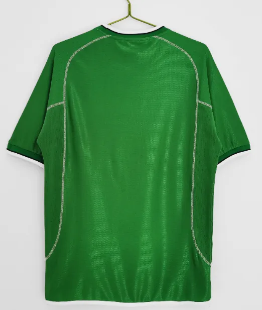 02' Ireland Retro Home Kit