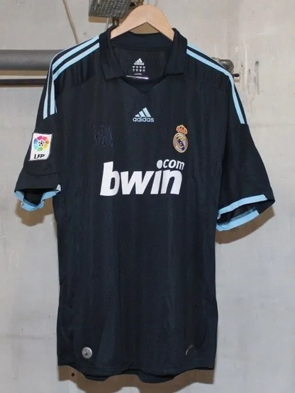 09/10 Real Madrid Away Kit Retro