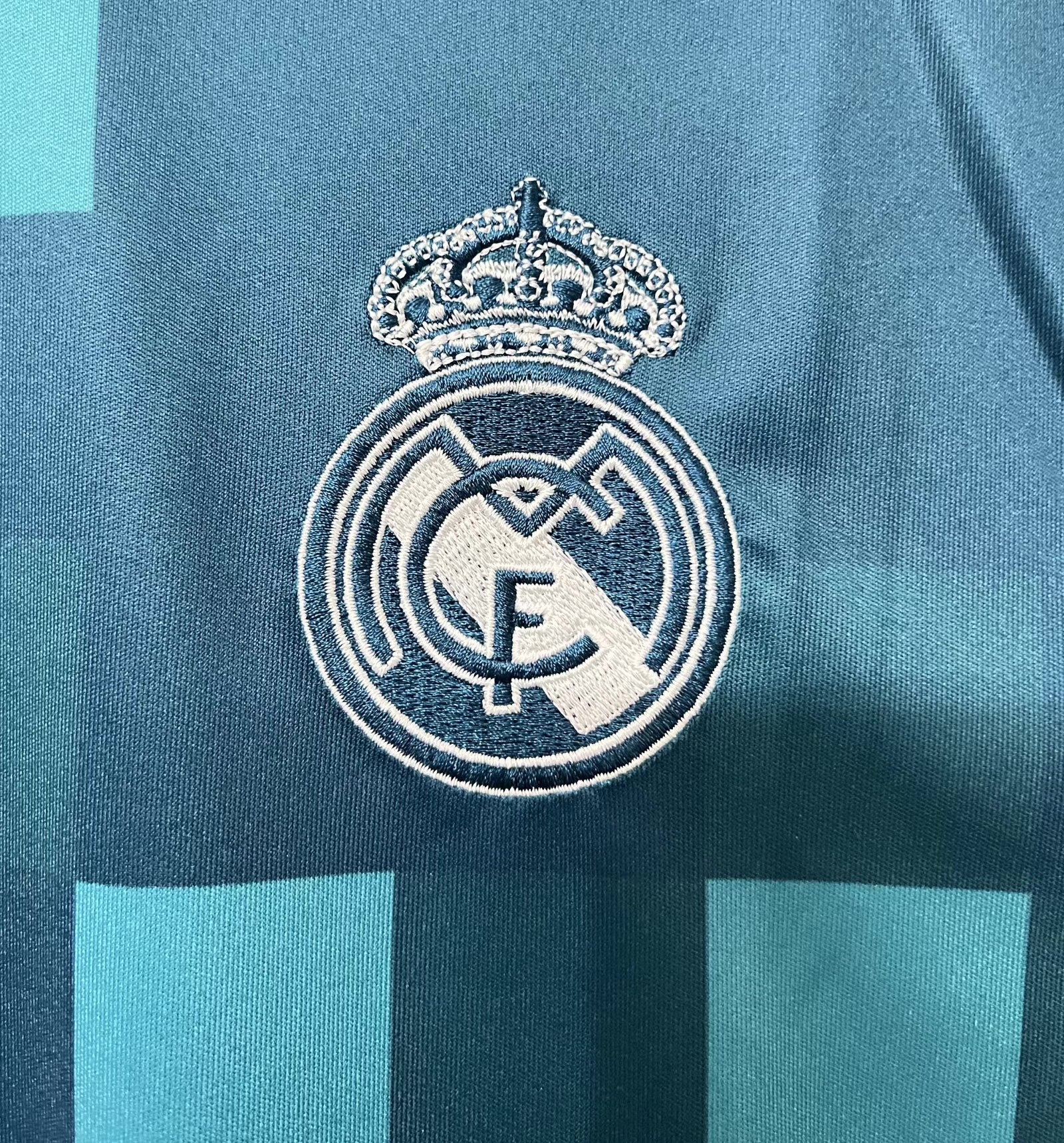 Real Madrid Third Jersey 17/18 Soccer Kit Champions League