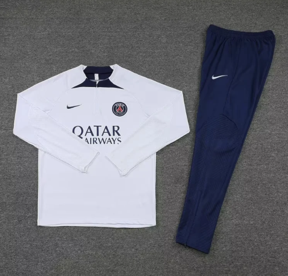 Tracksuit paris saint on sale germain