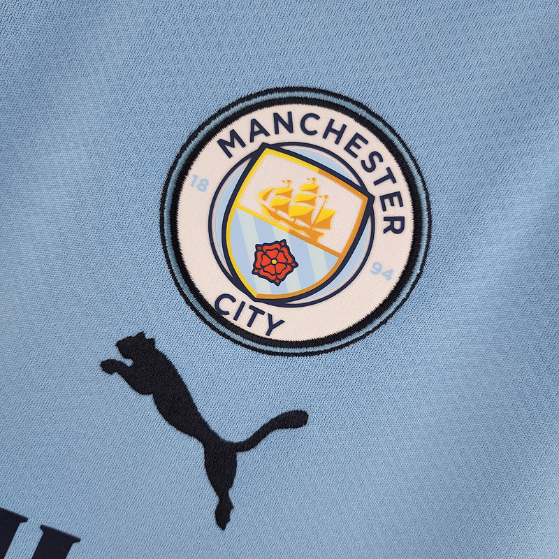 22/23 Manchester City home kit