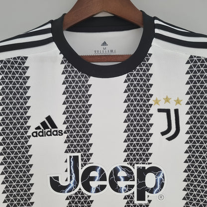 22/23 Juventus Home Kit